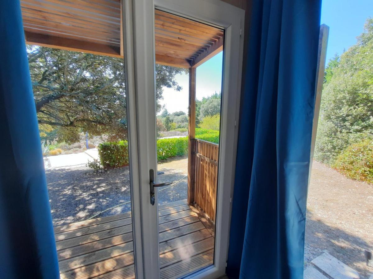 Le Lodge Des Chenes Brousses-et-Villaret Exteriér fotografie